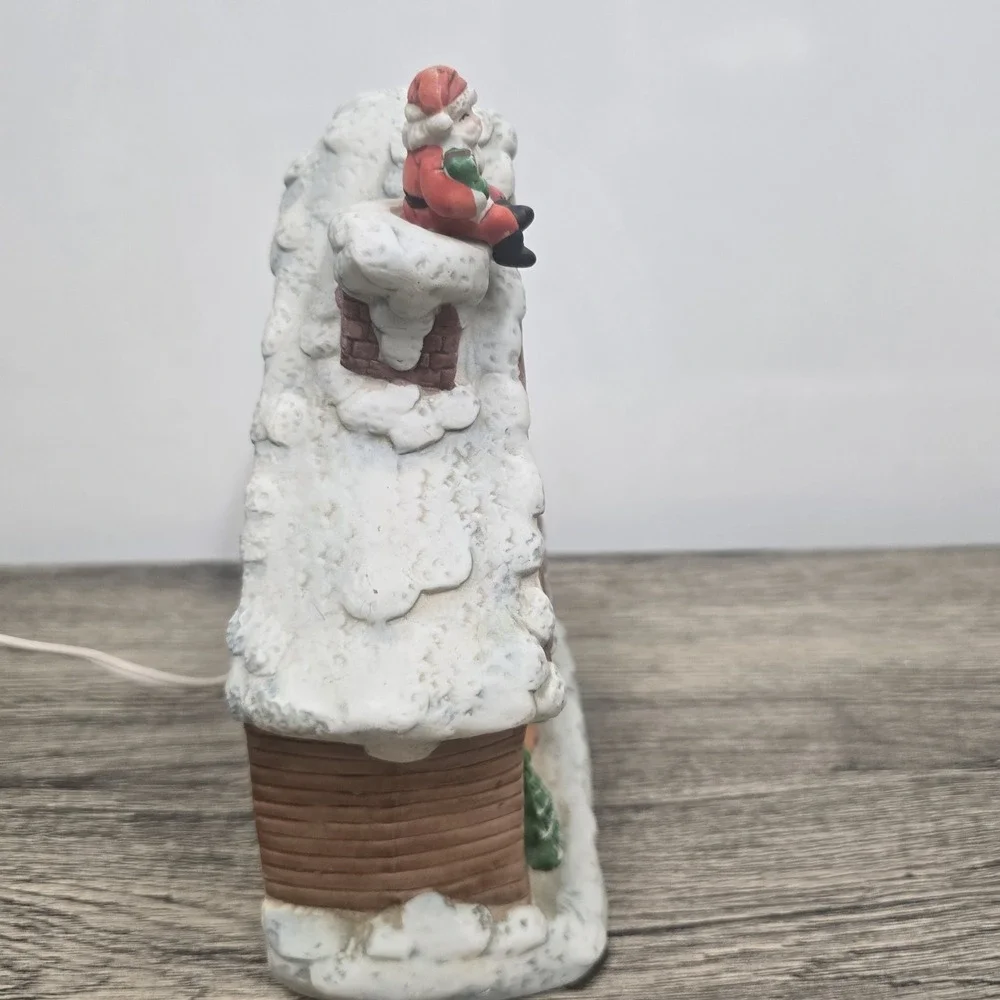 Vtg Christmas House Light Up Santa Reindeer Snow Village Plug In TESTED‎ & WORKS